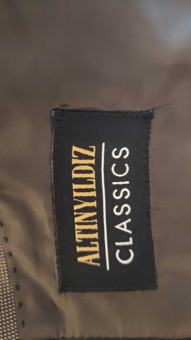 Продам костюм новый (Анталья)