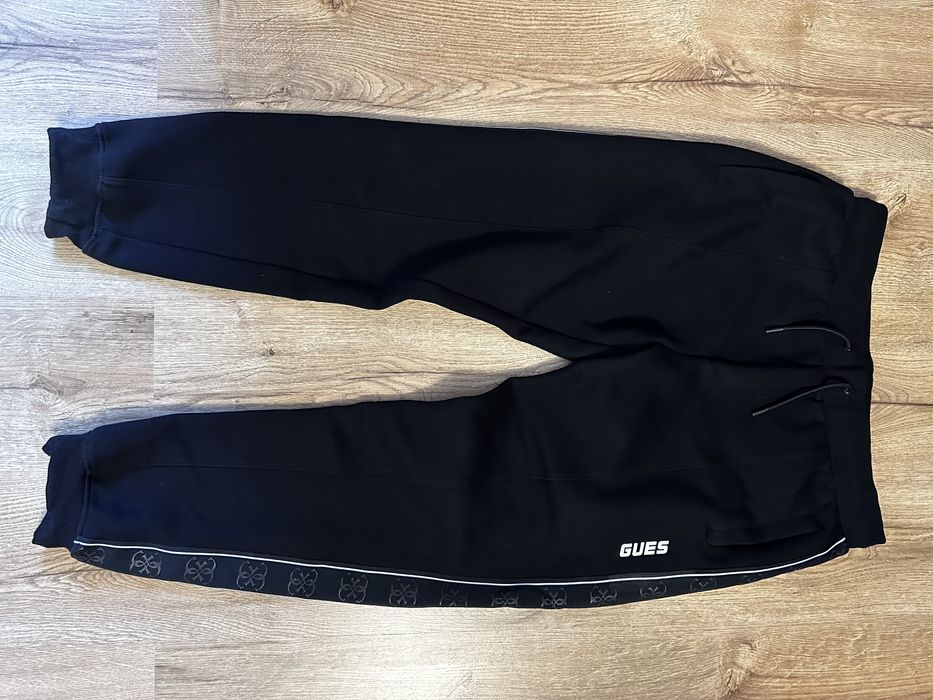 Мъжко оригнално долнище Guess