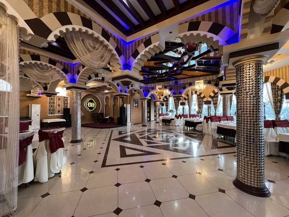 Продаётся действующий ресторанный бизнес(большая клиентская база)