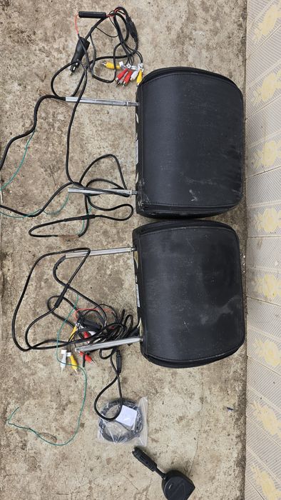 Vand tetiere(nu au fost folosite niciodata)