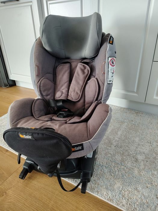 Scaun auto BeSafe iZi Combi X4 ISOfix, 6 luni - 4 ani