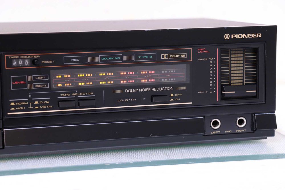 く*ん様 120L0721-11 Pioneer オーディオ 3点 SA-220 pioneer sa