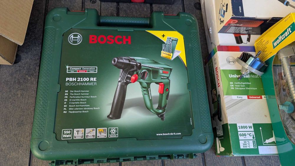 Pachet Scule electrice Bosch si accesorii