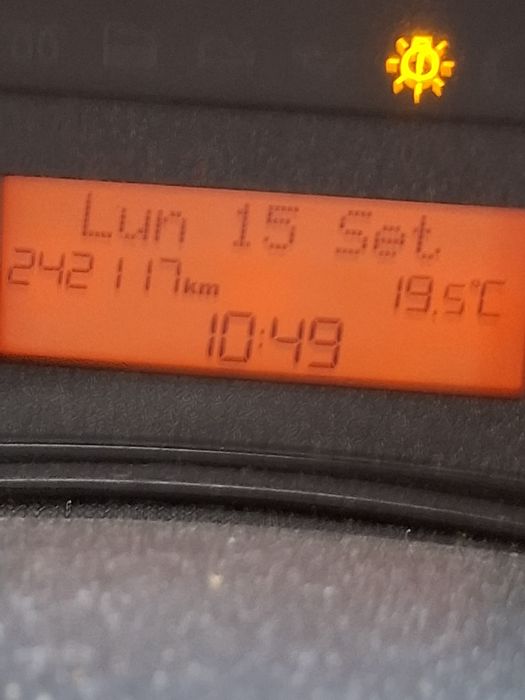 Fiat Stilo 1900 jtd Break sau schimb cu  Smart