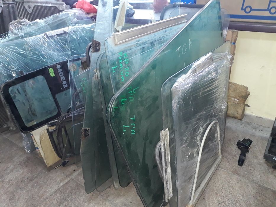 Стекло на фуры