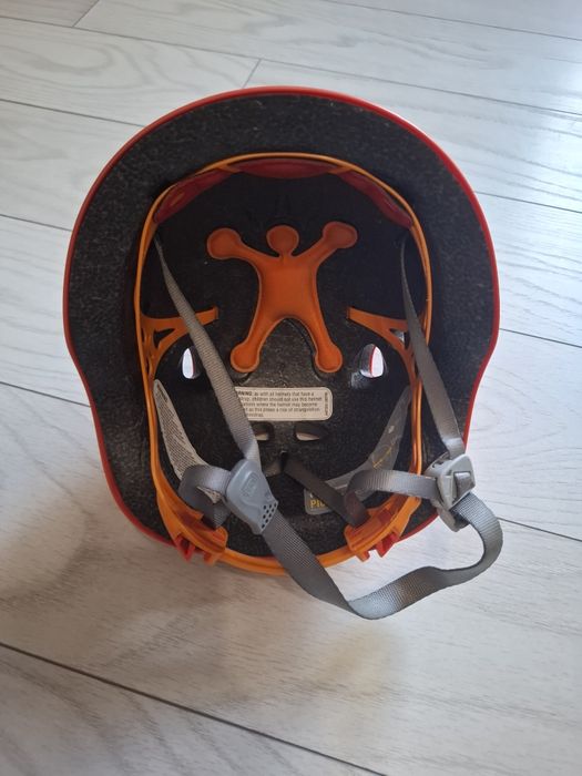 Cască copii PETZL Picchu (Alpinism / Bicicletă)mărime 48-54 cm,ca nouă