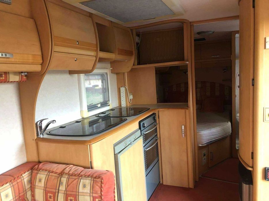 Каравана Bailey 590