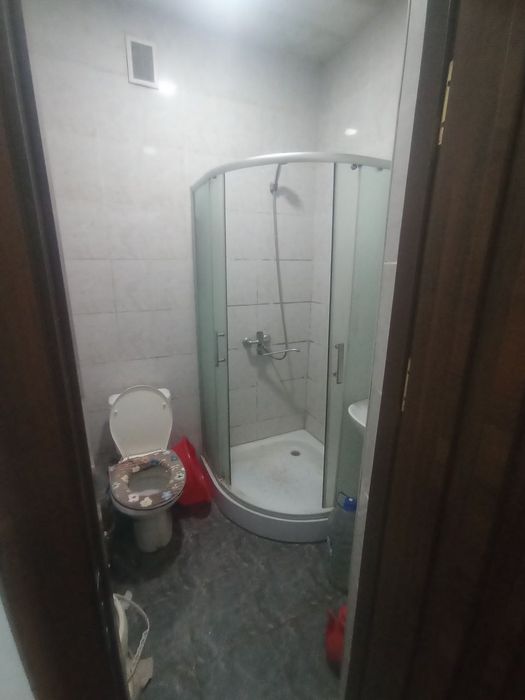 1 honalik kvartra sotiladi