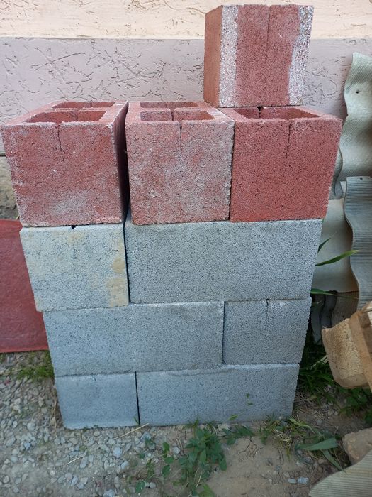 Стройкадан кейін артылып қалған пескоблок сатылады.