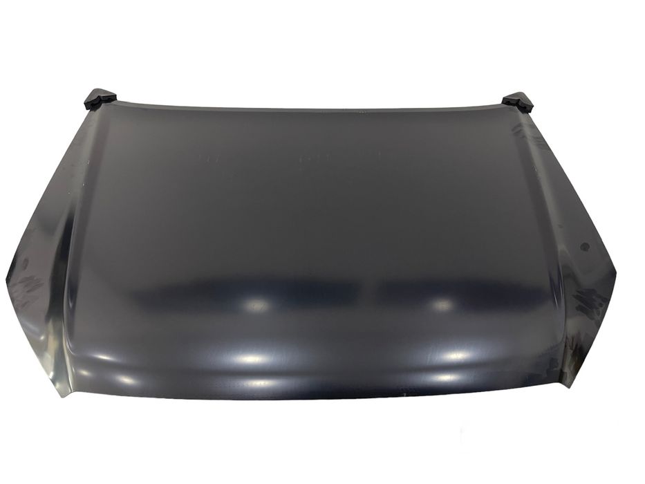 Передний капот Isuzu D-max