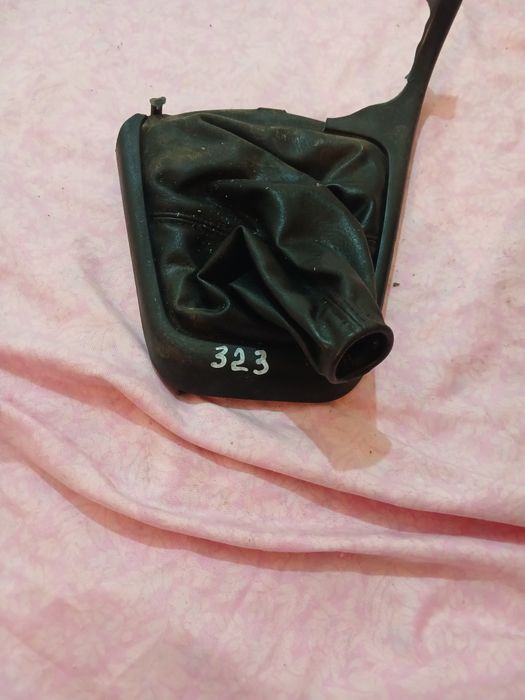 Чехол кулисы Мазда 323