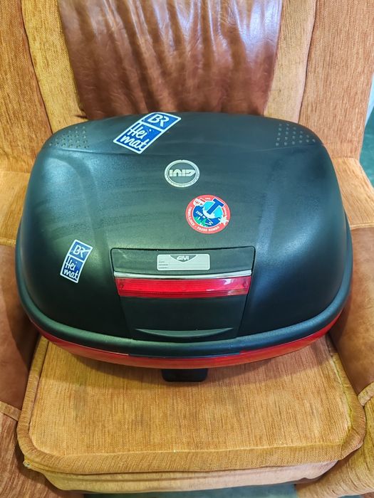 Suport si topcase GIVI Monokey system