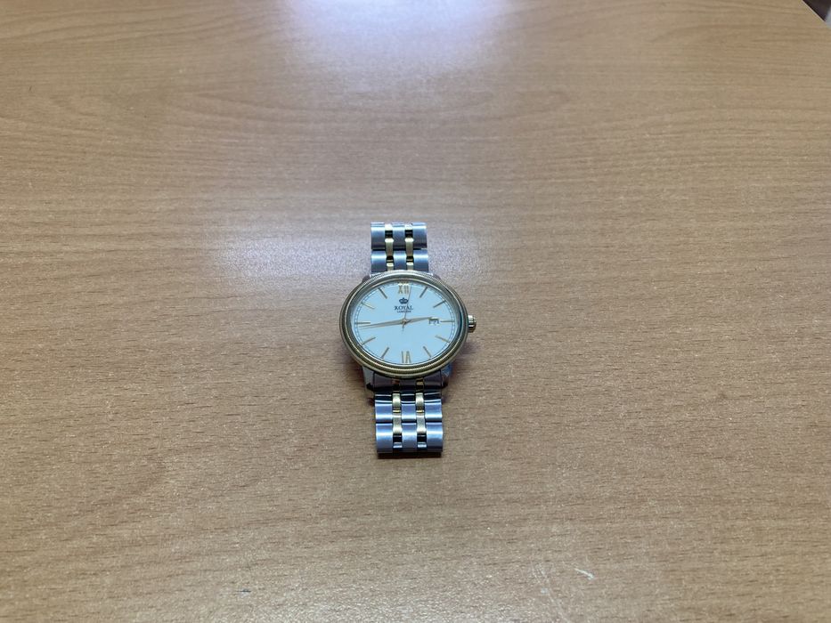 Наручные часы Royal London