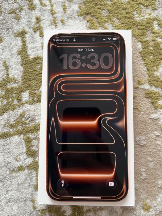 Iphone 17 pro max orang