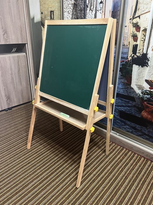 Продается магнитная доска для рисования