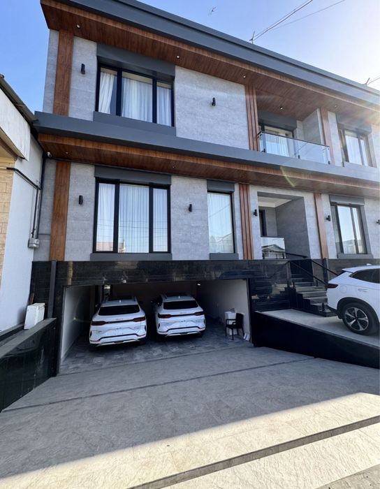 Сдаётся Хай-Тек дом в элитном районе Луначарский!