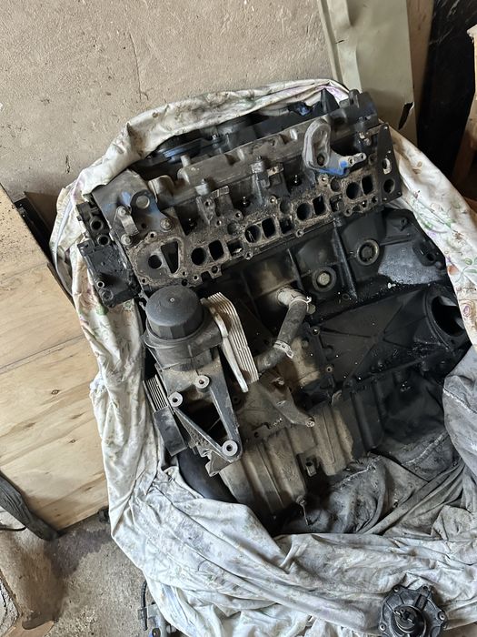 Головка двигателя мерседес спринтер 2.2 cdi