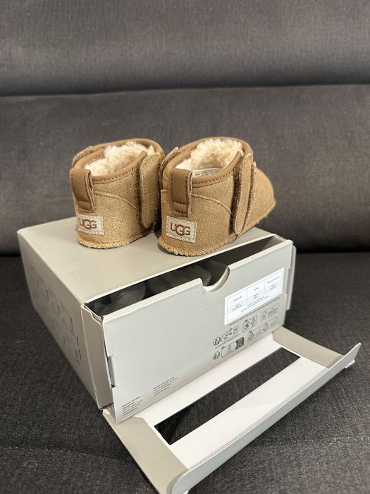 Ugg детски боти