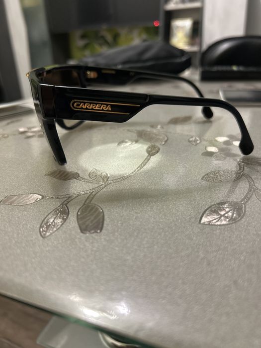 Слънчеви очила CARRERA