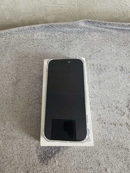 Продам айфон Apple 16 pro