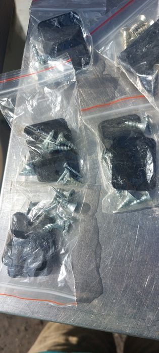 Продам лыжные ботинки новые