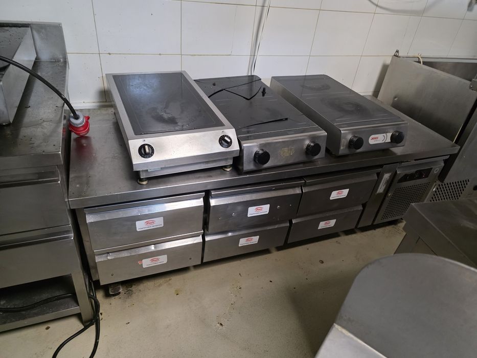 Италияска скара на ток80на70см на водна пара 4000лв