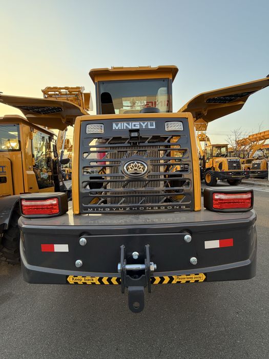 Продам погрузчик кочш + вилы