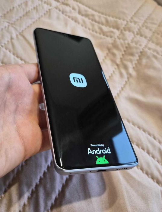 Смартфон Xiaomi Redmi Note 13 Pro+, 8GB RAM, 256GB, Purple с гаранция