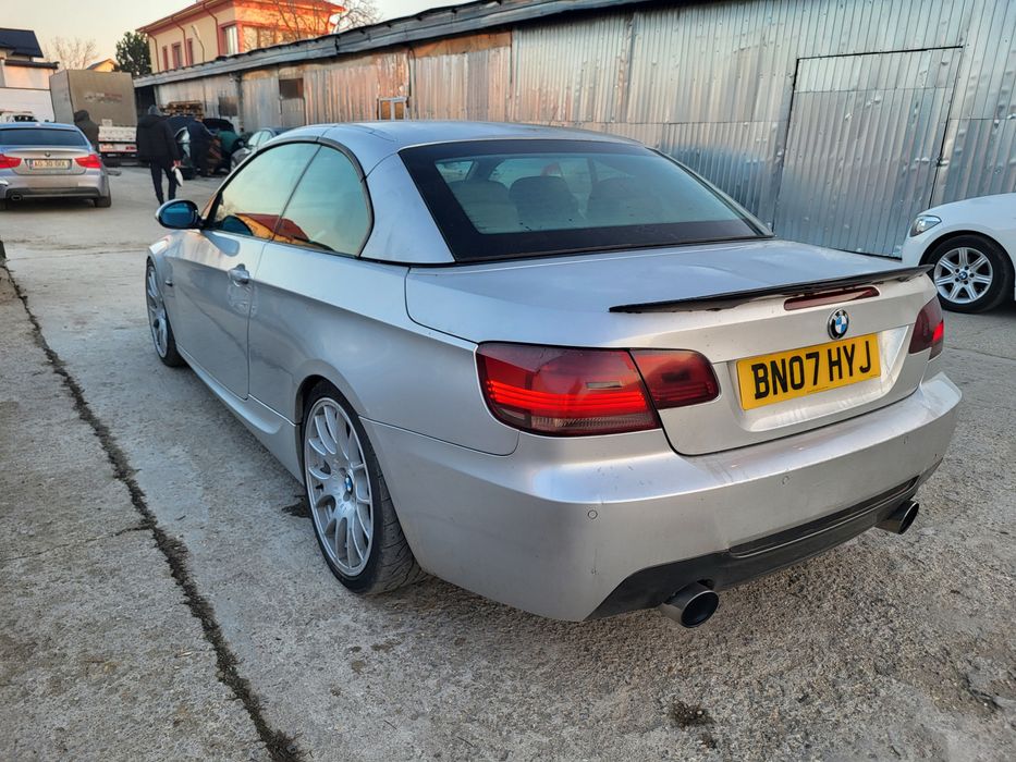 Bara spate m pachet cu difuzor dublu bmw e92,e93