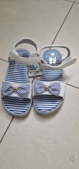 Сандали для девочки. 29 размера.
