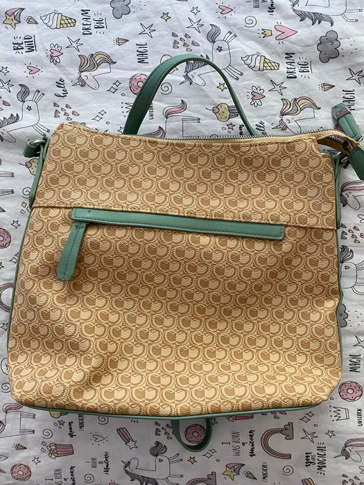 Дамска чанта Carpisa