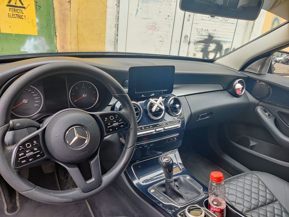 Vând mercedes C class 2019