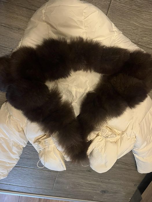 Зимно яке с яка от естествен косъм лисица намалено