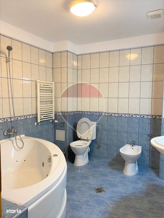 INCHIRIERE Apartament cu 4 camere in zona Herastrau