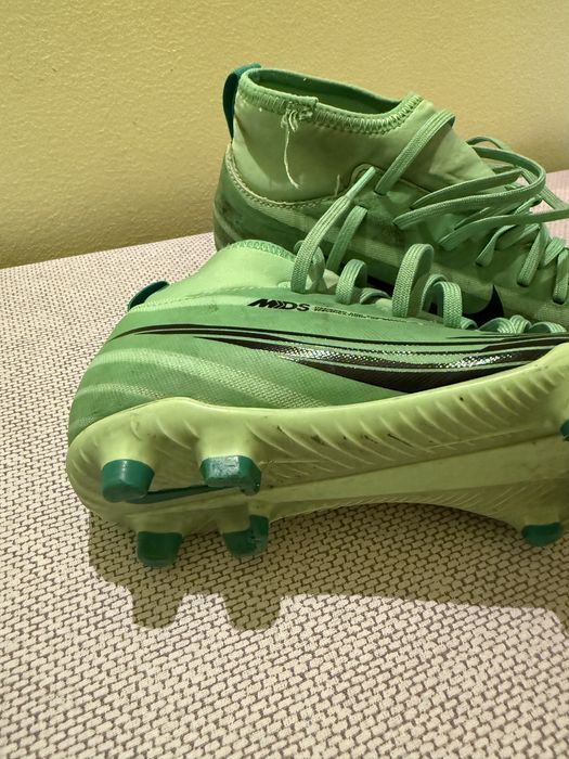 Ghete de fotbal cu crampoane Nike mercurial dream speed