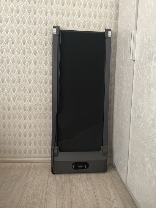 Продам беговую дорожку