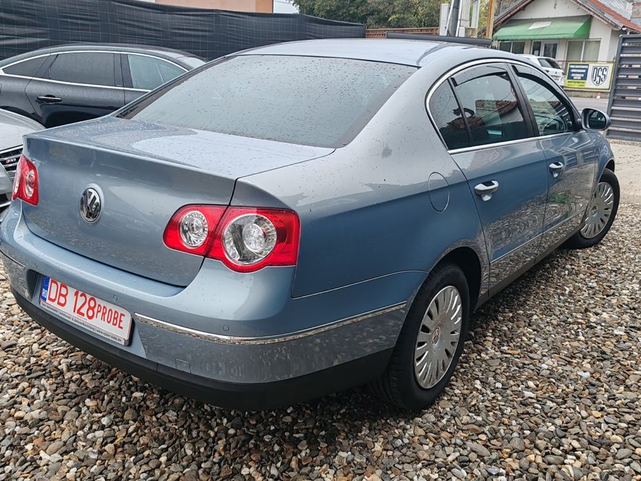 Vând VW Passat 2.0 Tdi BLUEMOTION