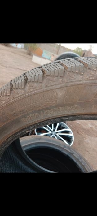 Резина, шины 255/45/R20