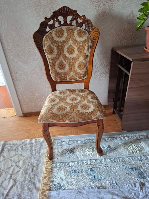 Стулья для гостиной