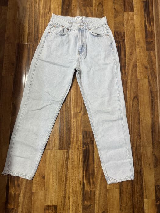 Продаются джинсы