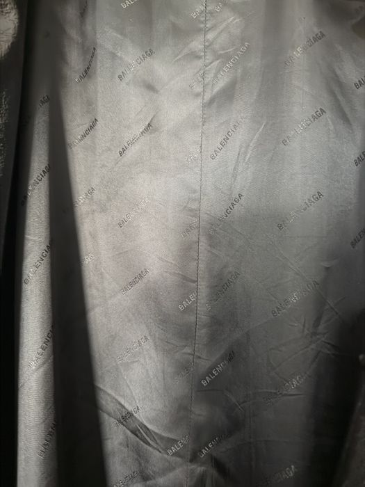 Оригинален trench Balenciaga