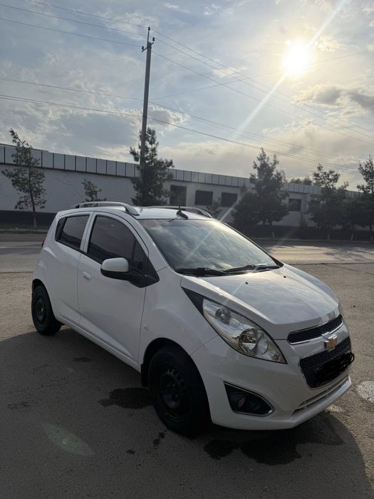 Chevrolet Spark 2011 — 3