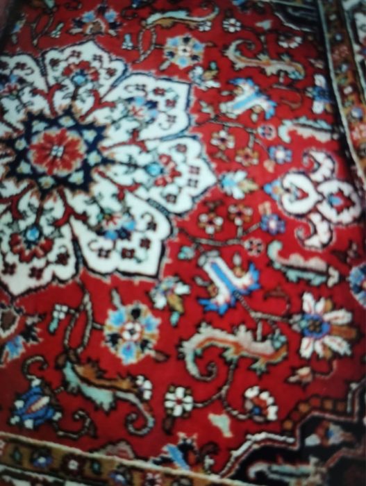 Covor de lână lucrat de mână