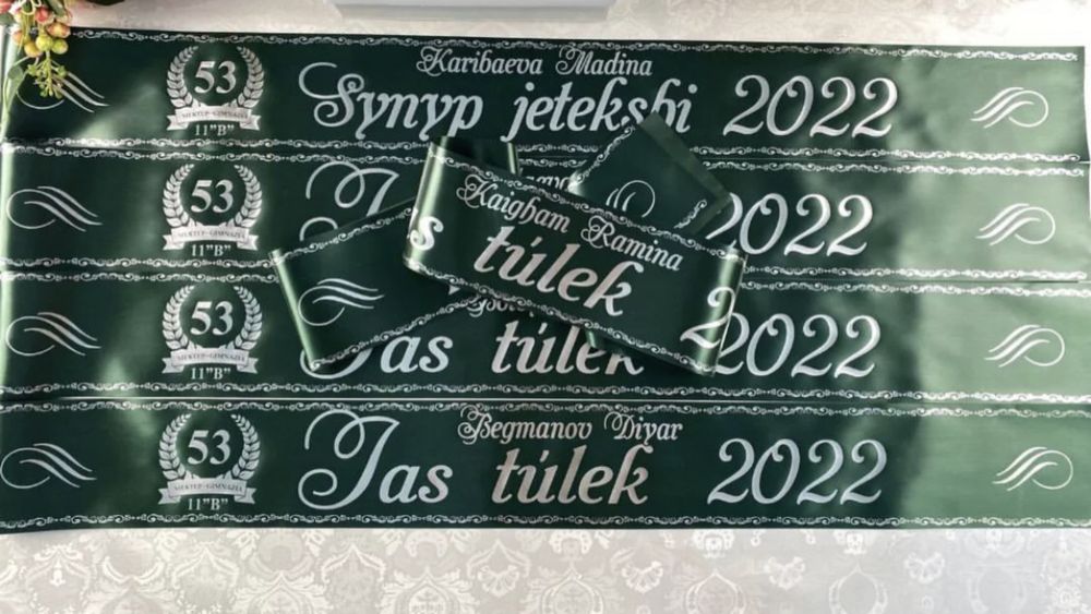 Жастармен саяжайдағы орысша порно