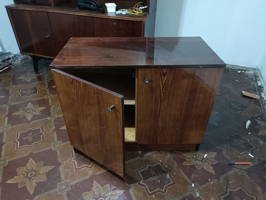 советская тумба под телевизор