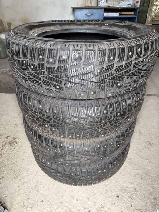 Зимняя резина с шипами