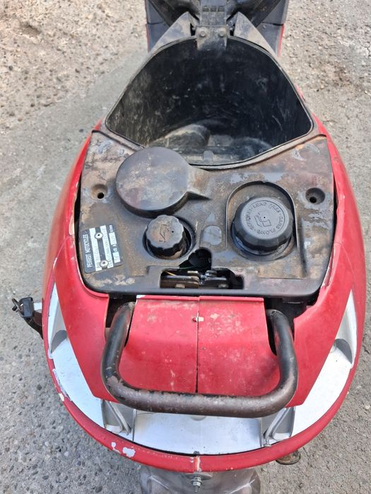 Scuter peugeot 100cc