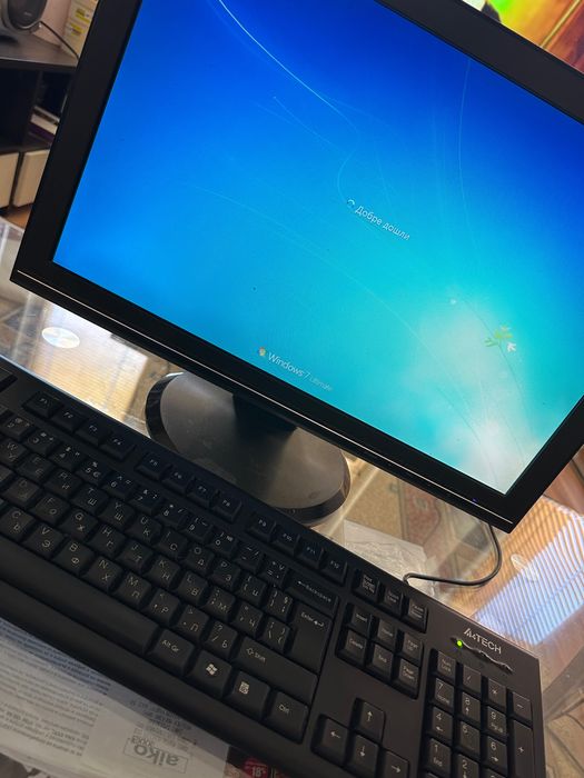 Пълен комплект настолен компютър ASUS – Подходящ за офис, обучение или части