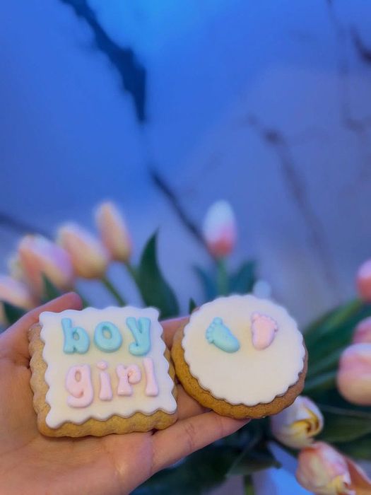 Сладки по поръчка за погача, бебешки и семейни празници