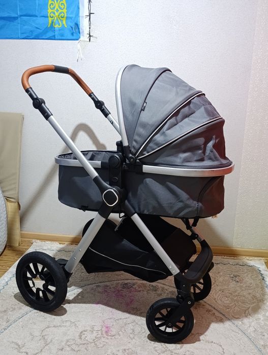 Продам детскую коляску